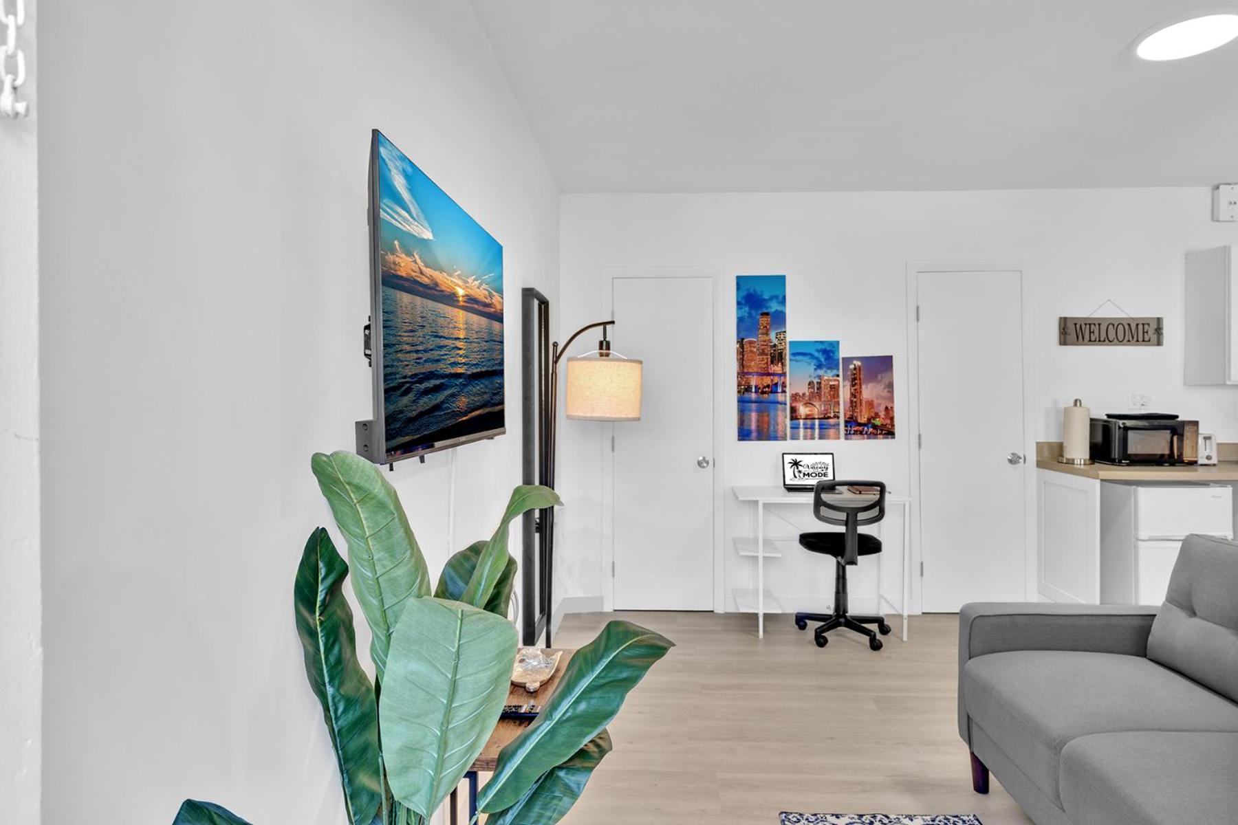 Young Circle & Hollywood Blvd Posh Studio Suite Eksteriør billede